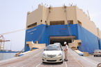 roll-on roll-off vehicle shipping overseas, ship autos ocean containers